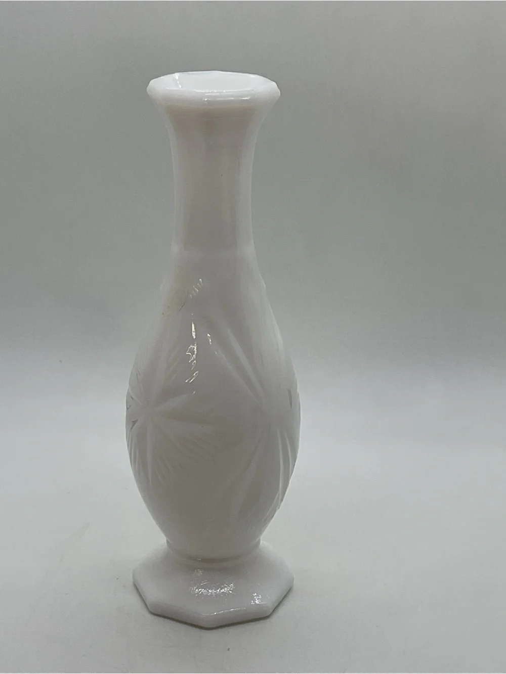 Vintage White Milk Glass Starburst Bud Vase